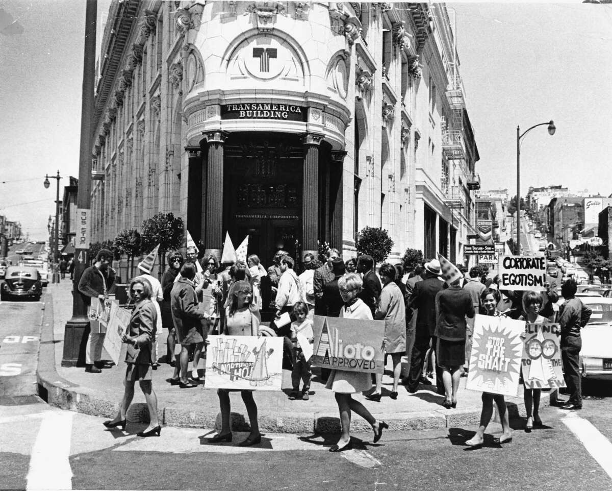 People protest the newly announced pyramid at the old Transamerica Building in July 1969